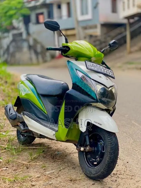 Honda Dio 2015 Motorbike (Used)