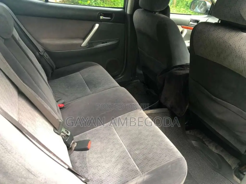 Toyota Allion 2002 Car (Used)
