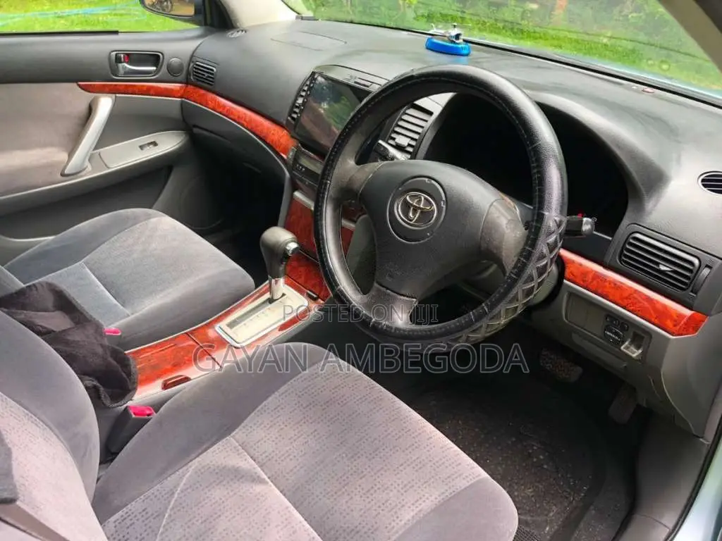 Toyota Allion 2002 Car (Used)