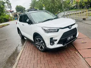 Toyota Raize Hybrid 2025 SUV (Used)
