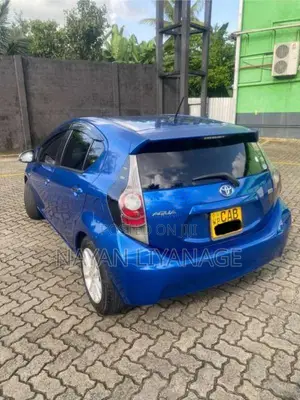 Toyota Aqua 2012 Car (Used)