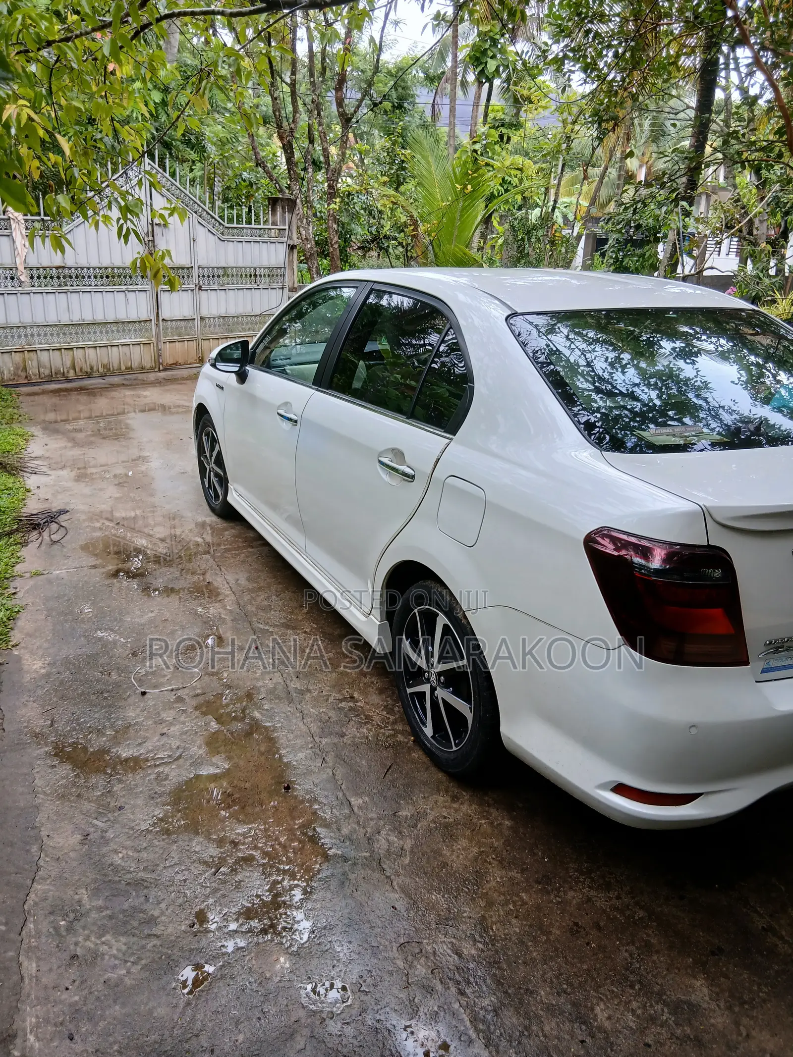 Toyota Axio 1.5 Hybrid G 2WD 2018 White