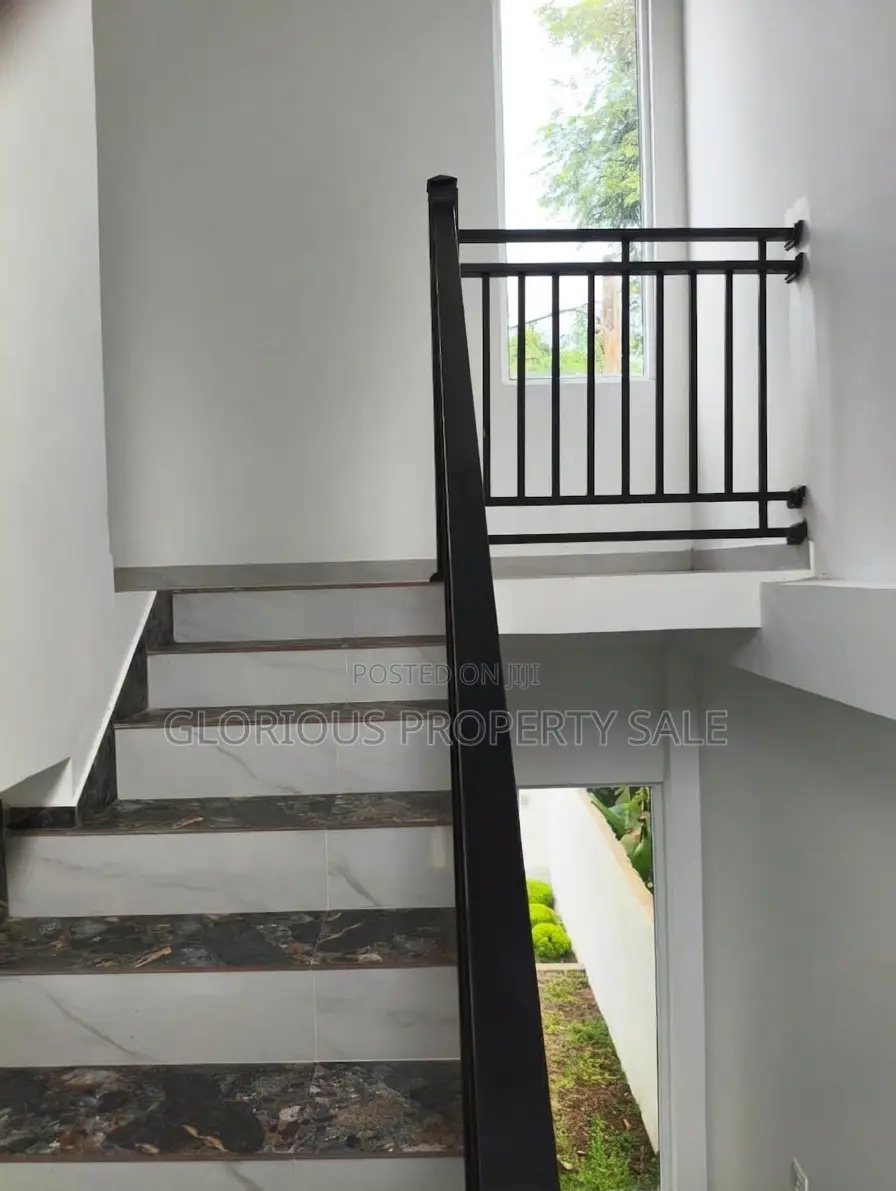 4bdrm House in Bangalawaththa, Kadawatha for sale
