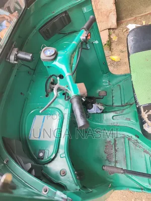 Bajaj RE 2006 Green