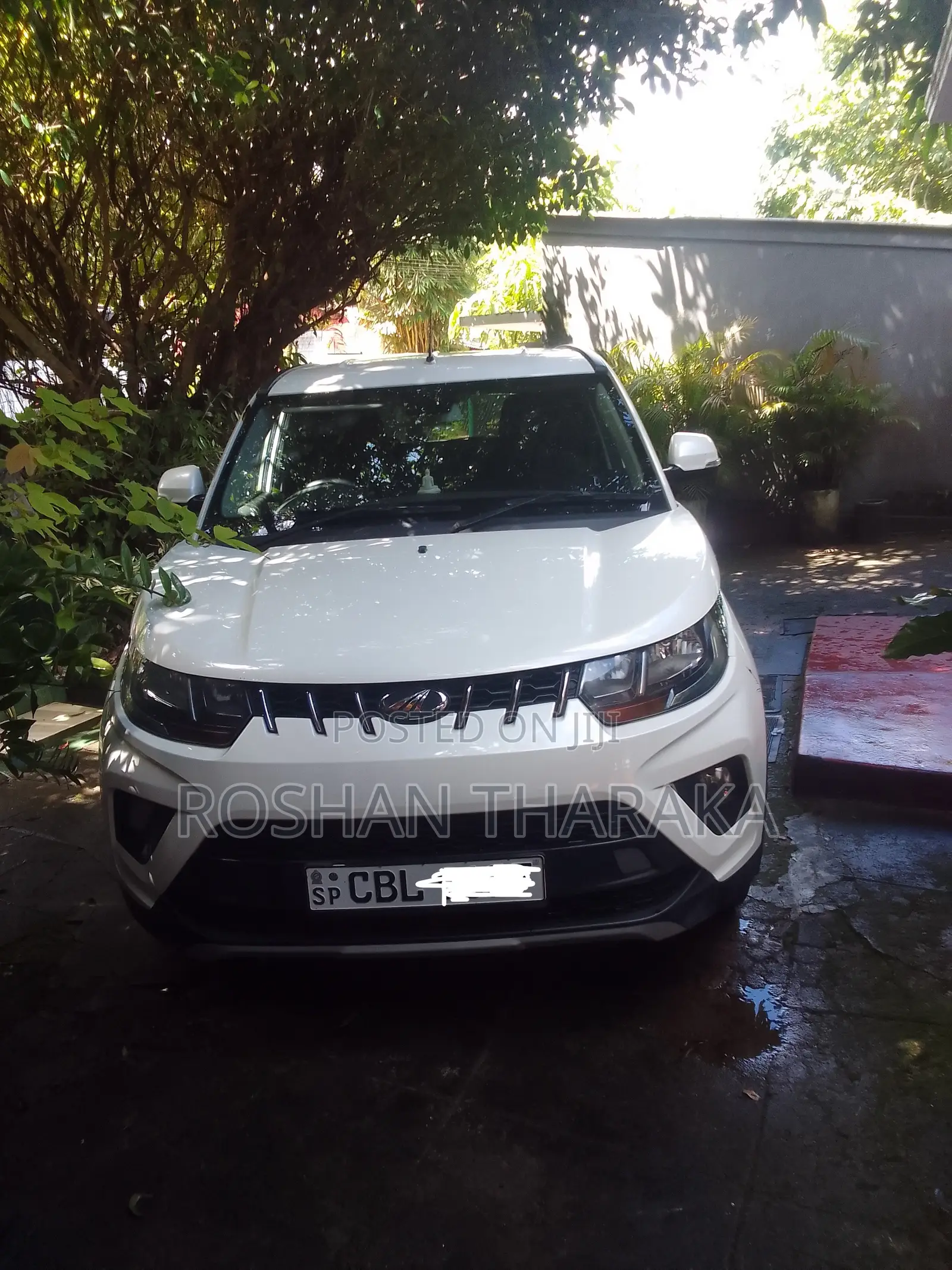 Car 2021 White