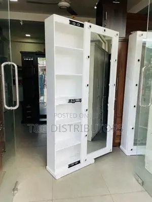 Hollywood Sliding Mirror Dressing Table