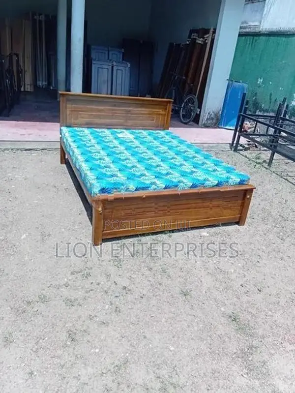 6×5 Teak Box Bed with Double Layer Mattress