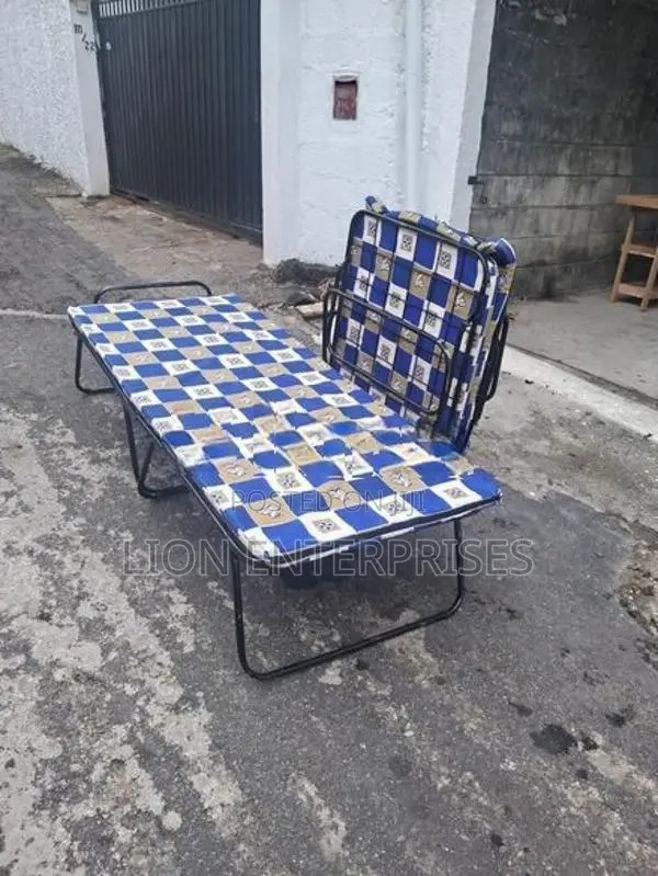 6×2.5 Ft Folding Bed with Mattress
