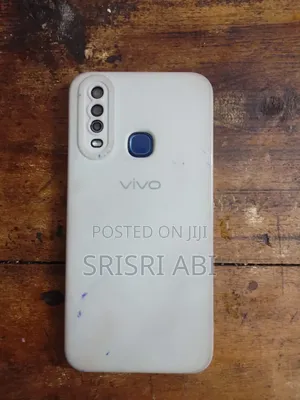 Vivo Y17 64 GB White