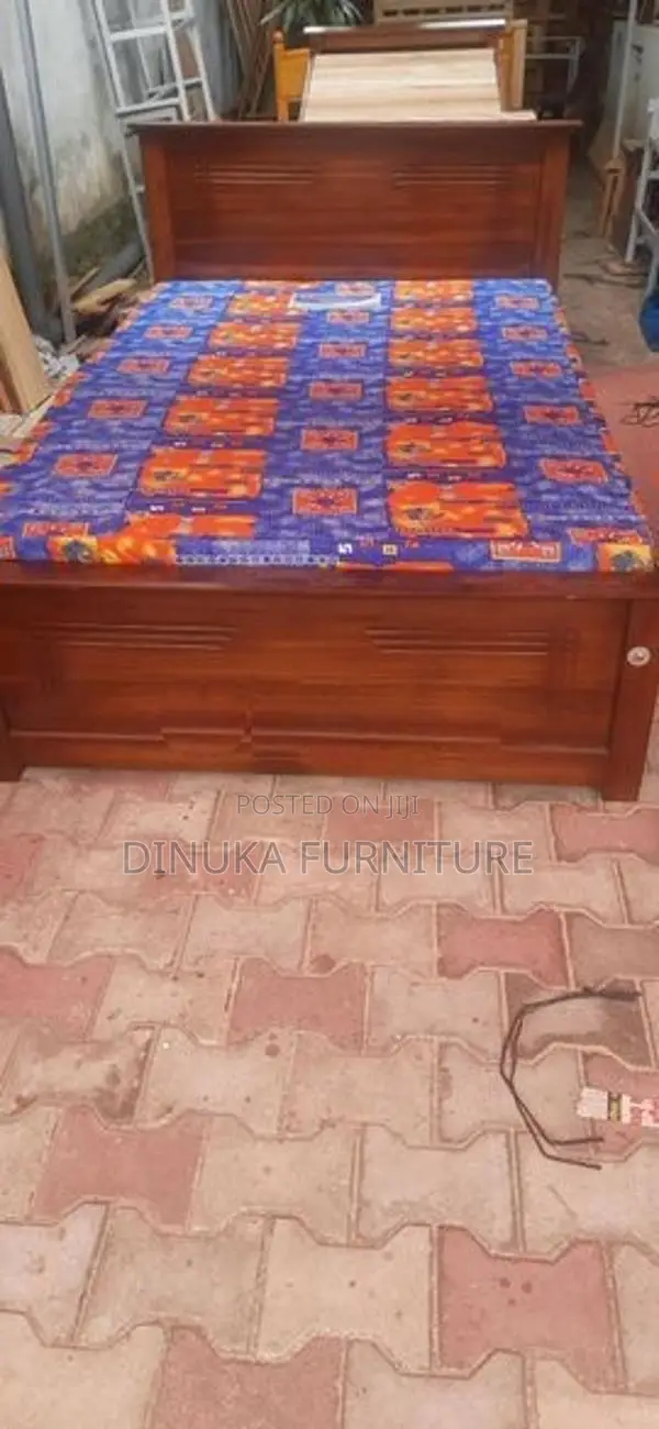 Teak Bed 6ft *3ft