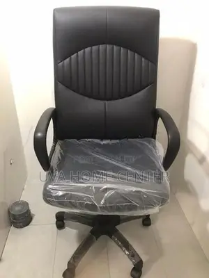 Piyestra Executive Office Chair EDH001