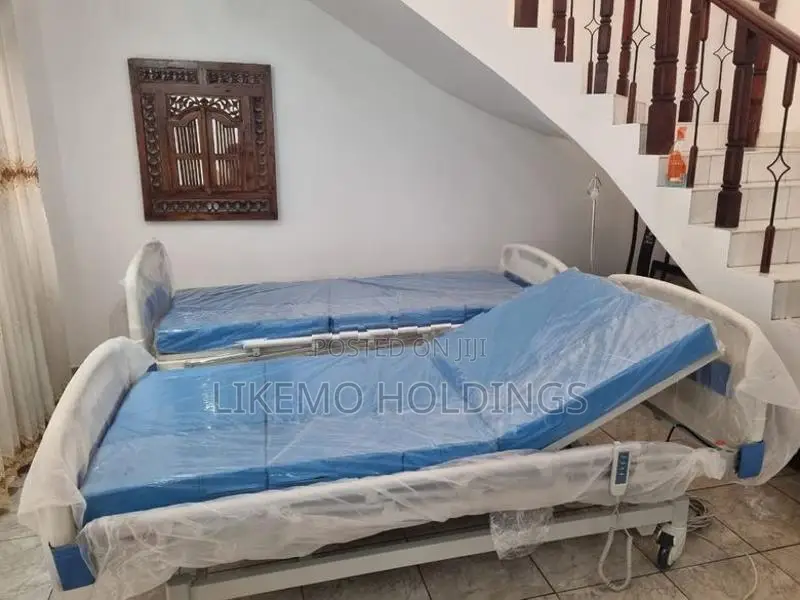 Patient four Function Electric Hospital Beds