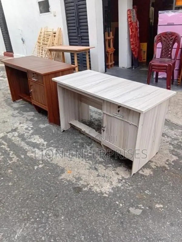 4ft Melamine Tables