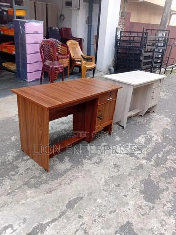 4ft Melamine Tables
