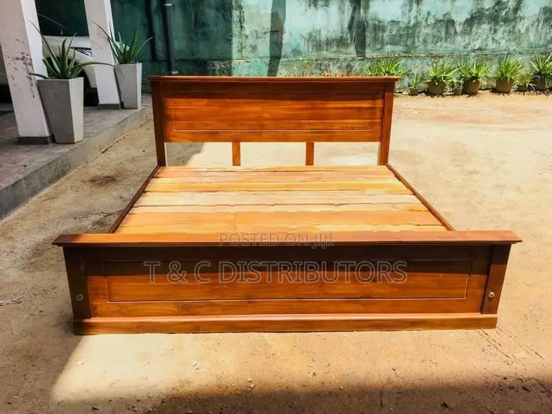72*72 Teak Box Bed