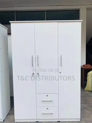 Melamine 3 door almari