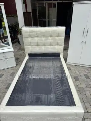Divan bed only 6.4
