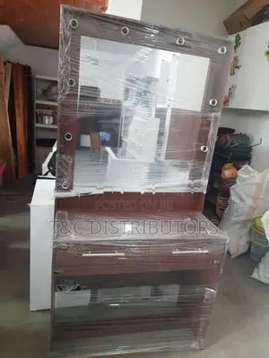 Hollywood Dressing Table
