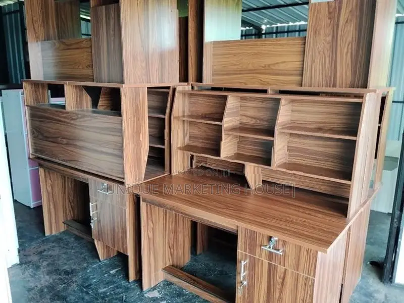 Modern 3.5x2ft Dark Hi-Rack Study Table
