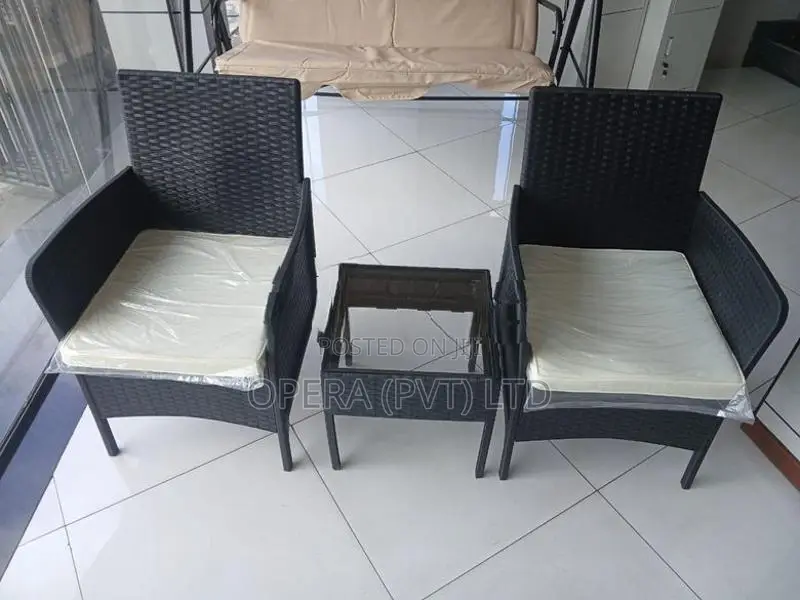Outdoor Coffee table with 2 chairs