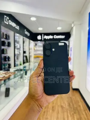 Apple iPhone 16 (Used)