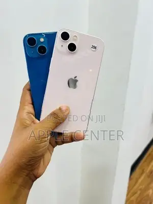 Apple iPhone 13 (Used)
