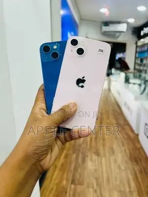 Apple iPhone 13 (Used)