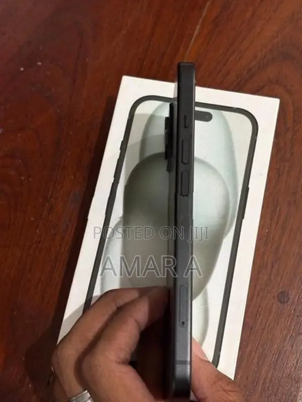 Apple iPhone 15 (Used)