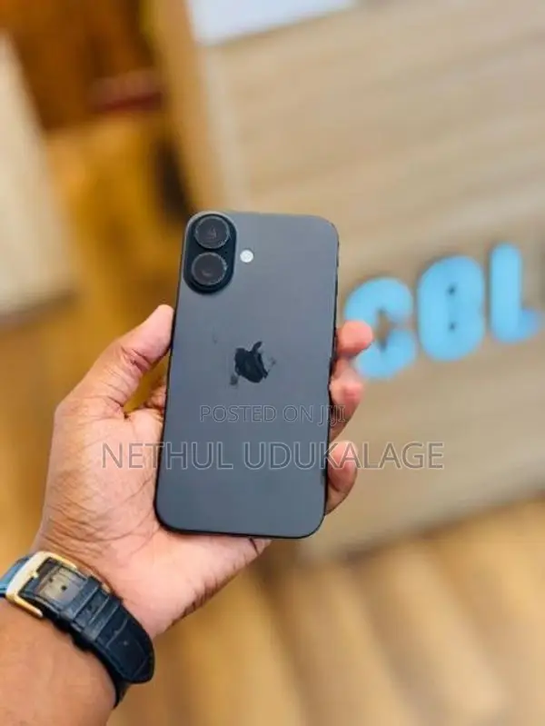 Apple iPhone 16 128GB (Used)
