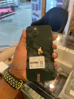 Apple iPhone 13 (Used)