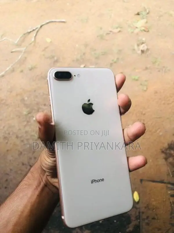 Apple iPhone 8 Plus (Used)