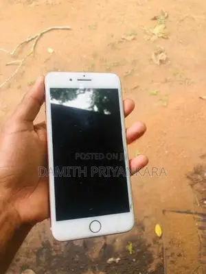 Apple iPhone 8 Plus (Used)