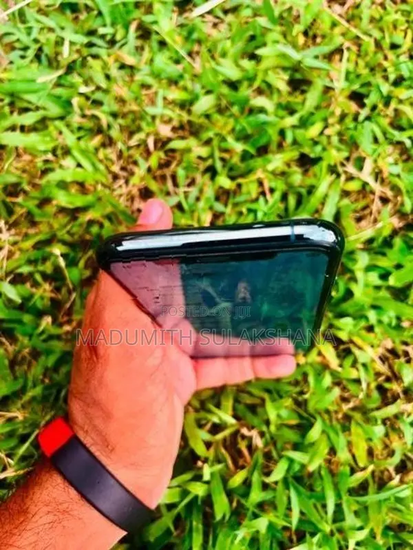 Apple iPhone 11 Pro (Used)