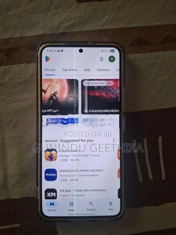 Samsung Galaxy S22 (Used)