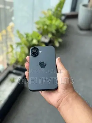 Apple iPhone 16 128GB (Used)