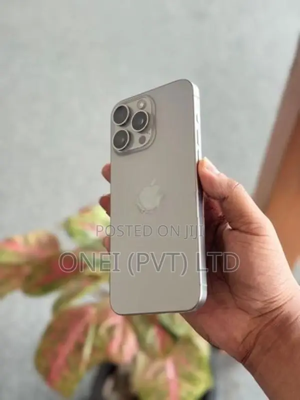 Apple iPhone 15 Pro Max 512GB (Used)