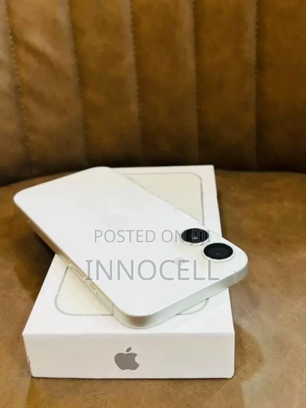 Apple iPhone 17 256GB (Used)