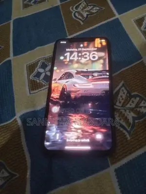 Apple iPhone X (Used)
