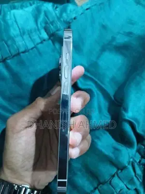 Apple iPhone 14 Pro (Used)