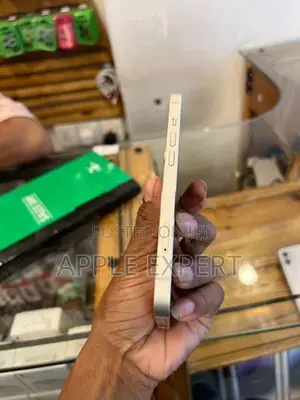 Apple iPhone 14 (Used)