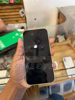 Apple iPhone 14 (Used)