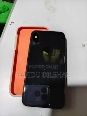 Apple iPhone 8 (Used)