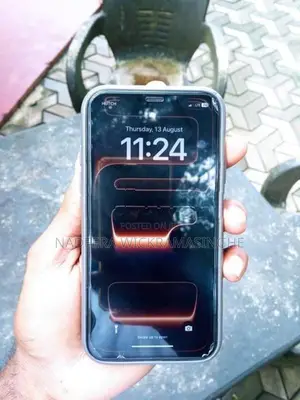 Apple iPhone 11 (Used)