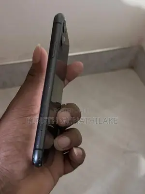 Apple iPhone 11 (Used)
