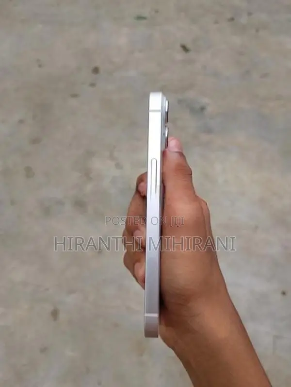Apple iPhone 14 (Used)