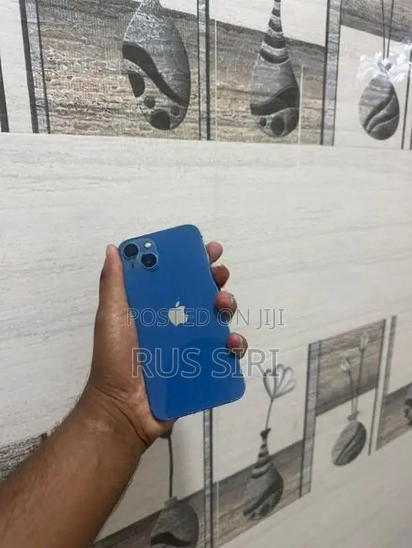 Apple iPhone 13 128GB (Used)