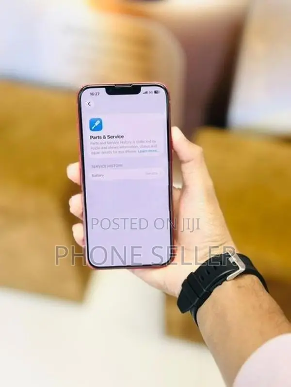 Apple iPhone 13 (Used)