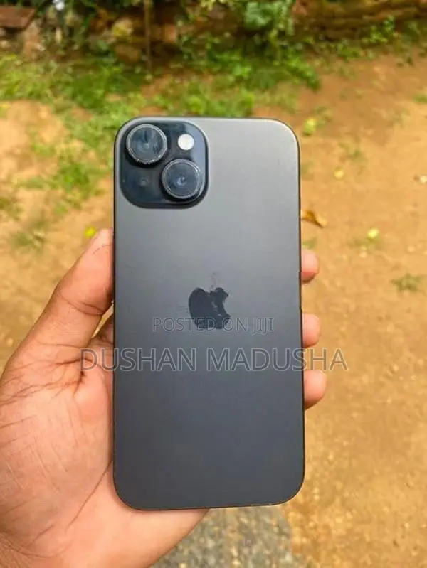 Apple iPhone 15 (Used)