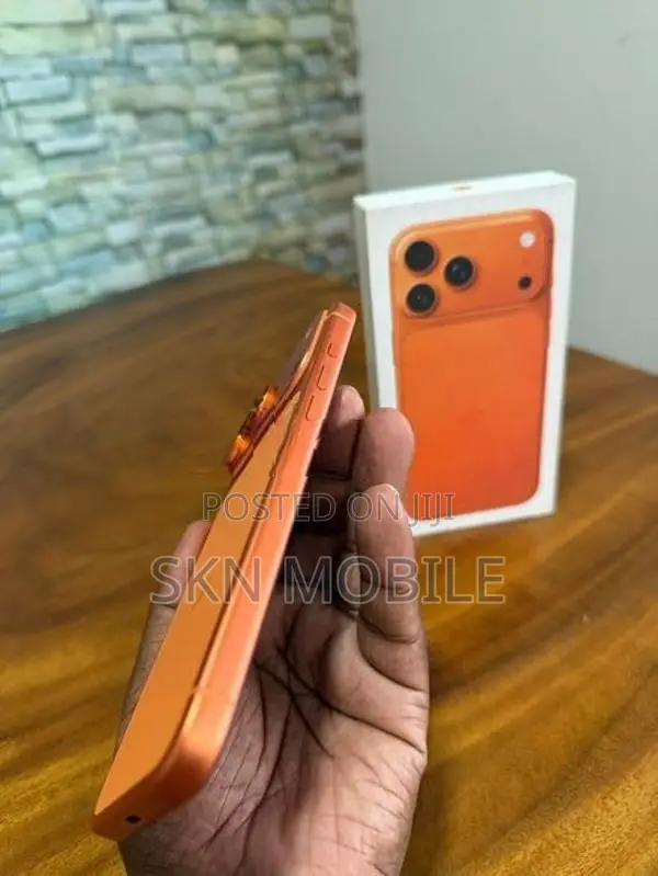 Apple iPhone 17 Pro Max 256GB ESIM (Used)