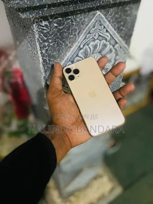 Apple iPhone 11 Pro (Used)